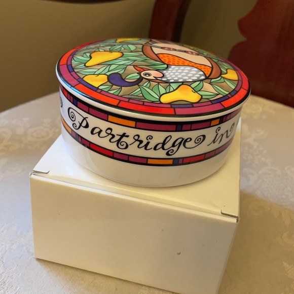 NIB Mikasa Ultra Ceram FX076 Pear Tree design by Dan Scannell made in Japan - Picture 6 of 10